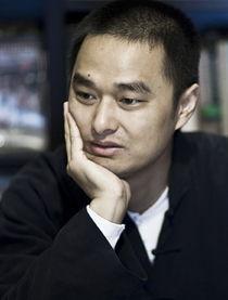 冯唐照片,岁月沉淀下的文人气质