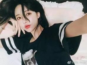 韩国女主播蜂腰巨乳,性感魅力引发热议